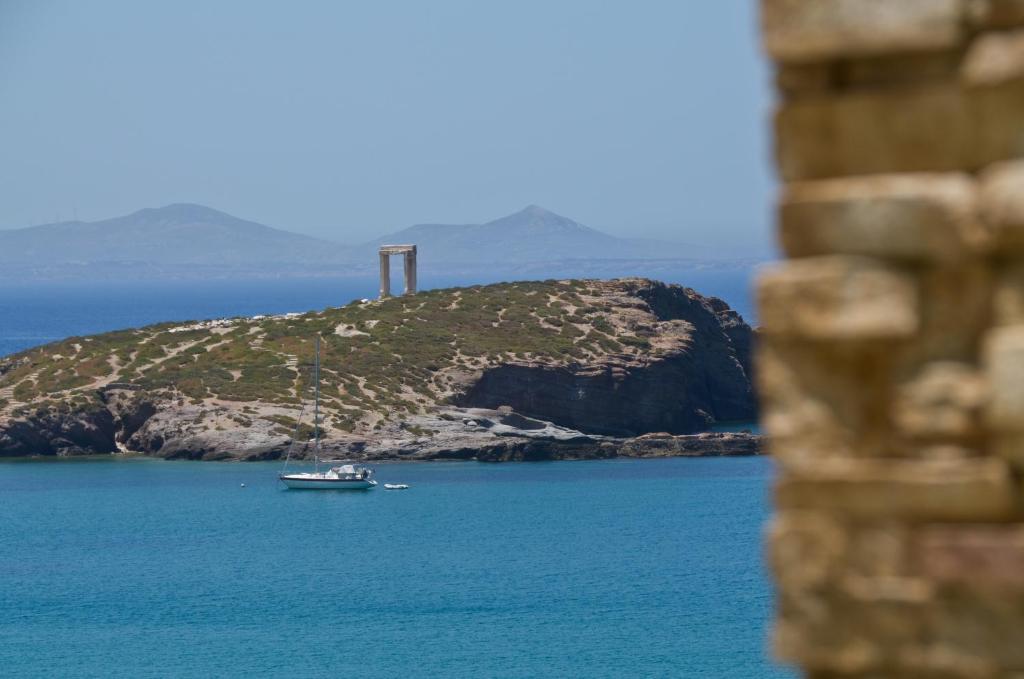 格罗塔酒店 Naxos City 外观 照片